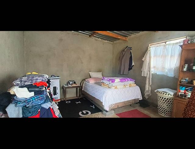 2 BEDROOM HOUSE FOR SALE IN TSHEPISONG